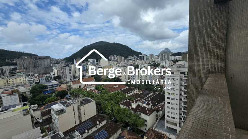 Conheça Vista Livre do imóvel - Cobertura à venda Rua da Matriz, Botafogo, Rio de Janeiro - R$ 1.000.000 - RJCO10012 - 23 Vista Livre - 23