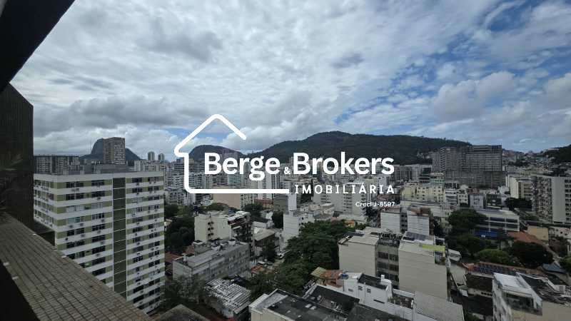 Conheça Vista Livre do imóvel - Cobertura à venda Rua da Matriz, Botafogo, Rio de Janeiro - R$ 1.000.000 - RJCO10012 - 22 Vista Livre - 22