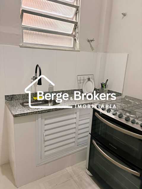 Conheça cozinha. do imóvel - Apartamento 2 quartos para alugar Botafogo, Rio de Janeiro - R$ 6.000 - RJAP20809 - 23 cozinha. - 23