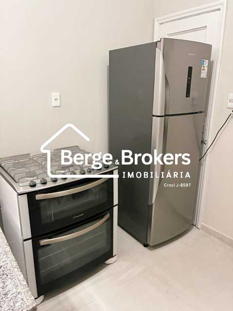 Conheça cozinha. do imóvel - Apartamento 2 quartos para alugar Botafogo, Rio de Janeiro - R$ 6.000 - RJAP20809 - 25 cozinha. - 25