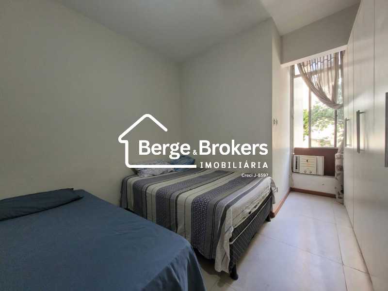 Conheça 09 - Quarto 2 do imóvel - Apartamento à venda Rua Belfort Roxo, Copacabana, Rio de Janeiro - R$ 1.180.000 - RJAP30771 - 9 09 - Quarto 2 - 9