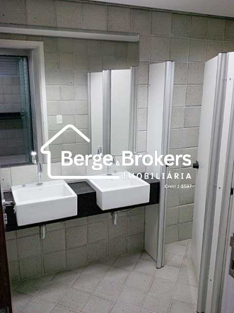 Conheça Travessa 50 - 19 do imóvel - Prédio 3424m² à venda Travessa do Ouvidor, Centro, Rio de Janeiro - R$ 20.000.000 - RJPR00020 - 20 Travessa 50 - 19 - 20