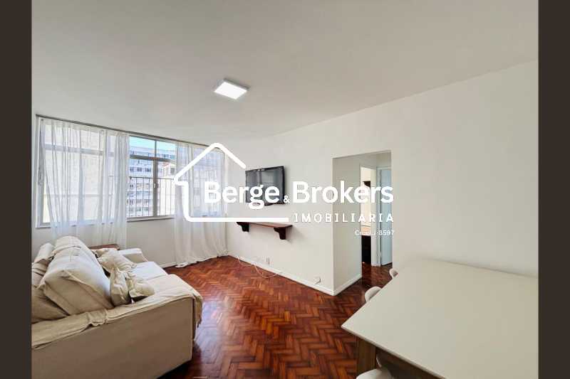 Conheça Sala de estar e jantar do imóvel - Apartamento para alugar Avenida Pasteur, Botafogo, Rio de Janeiro - R$ 5.000 - RJAP20813 - 2 Sala de estar e jantar - 2