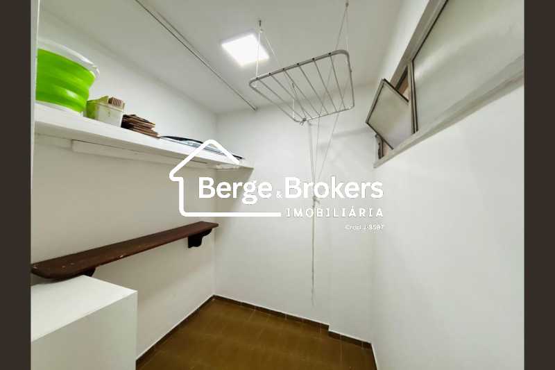 Conheça Quarto de serviço do imóvel - Apartamento para alugar Avenida Pasteur, Botafogo, Rio de Janeiro - R$ 5.000 - RJAP20813 - 23 Quarto de serviço - 23