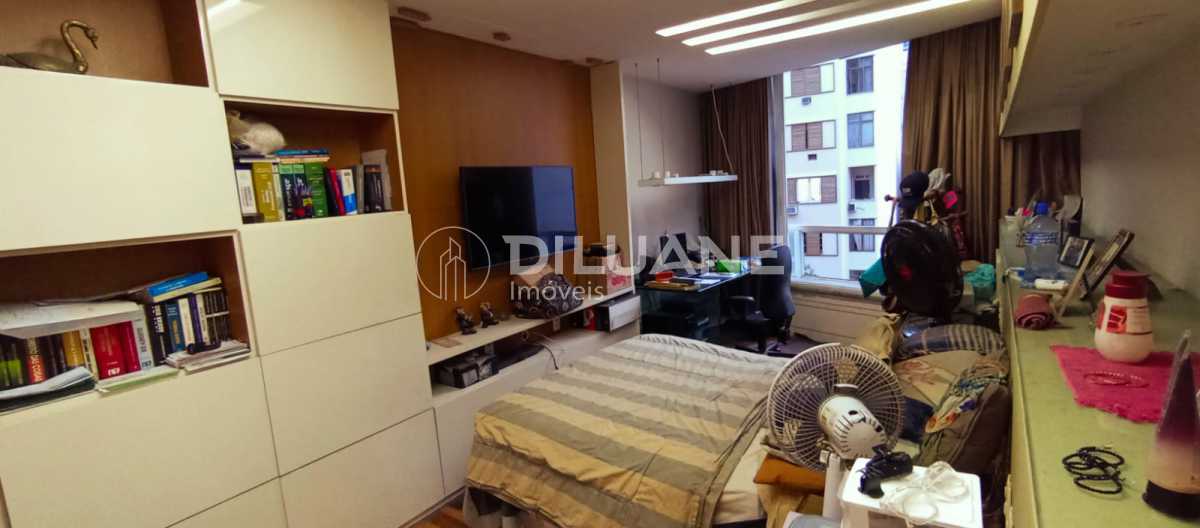Conheça WhatsApp Image 2025-08-28 at 0 do imóvel - Apartamento de Luxo com 2 Dormitórios, Vista Livre e Segurança 24h em Localização Privilegiada de Copacabana - CPAP21009 - 8 WhatsApp Image 2025-08-28 at 0 - 8