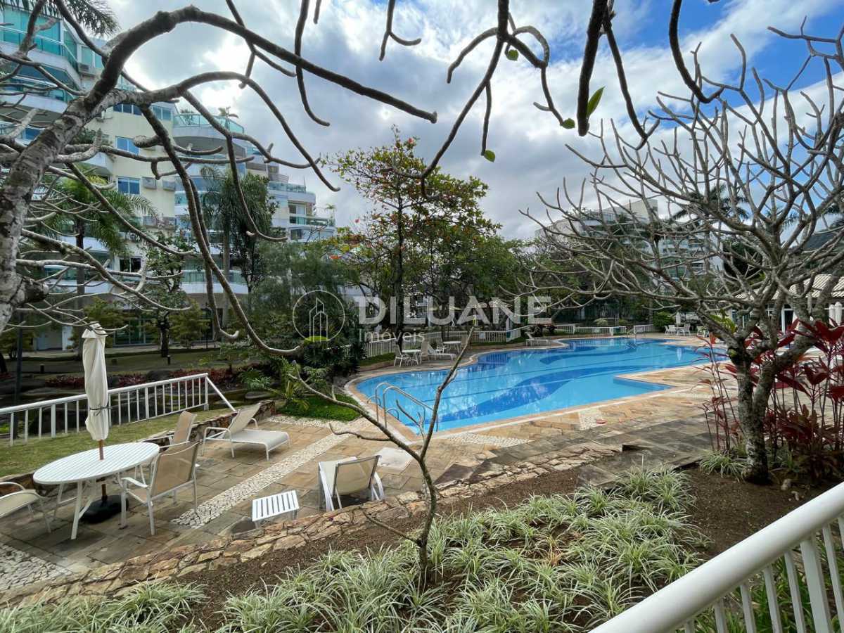 Conheça D3 do imóvel - Barra da Tijuca / quarto e sala / vaga / portaria 24h / piscina /perto da estação de metrô - CPAP10820 - 29 D3 - 29