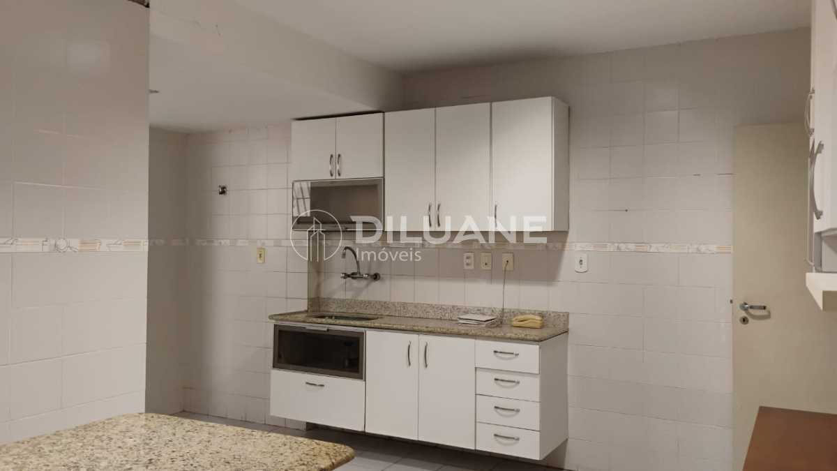 Conheça WhatsApp Image 2025-09-05 at 1 do imóvel - Apartamento diferenciado / duplex / Copacabana / rua nobre / 03 quartos, sendo 01 suíte / 01 vaga - CPAP31325 - 31 WhatsApp Image 2025-09-05 at 1 - 31
