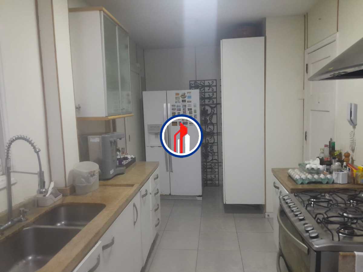 Conheça WhatsApp Image 2026-08-11 at 1 do imóvel - APARTAMENTO FRONTAL MAR NA AVENIDA ATLÂNTICA POSTO 3 - CPAP31626 - 39 WhatsApp Image 2026-08-11 at 1 - 39