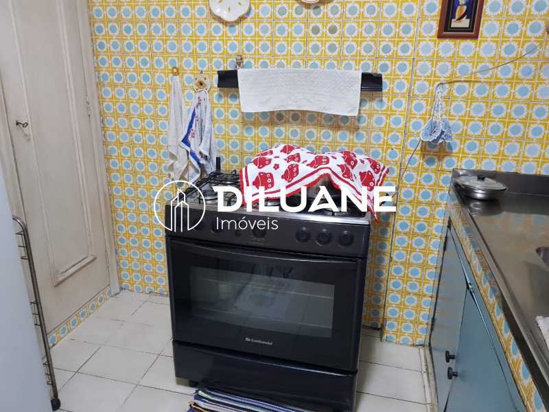 Conheça bb3a7ad8-5780-4731-9f9d-031f4d do imóvel - Rua Raul Pompéia - Posto 6 | 143 m² | Frente | Andar alto | Sol da tarde | 3 quartos (1 suíte) | Vaga | Temporada liberada - BTAP30682 - 18 bb3a7ad8-5780-4731-9f9d-031f4d - 18