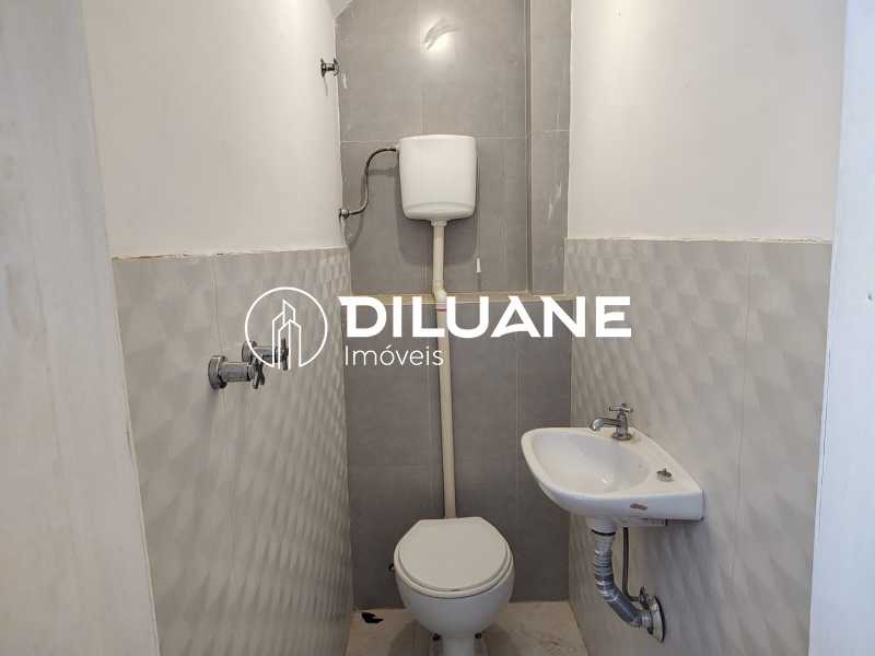 Conheça Banheiro de Serviço do imóvel - Apartamento 4 quartos à venda Copacabana, Rio de Janeiro - R$ 1.800.000 - CPAP40101 - 28 Banheiro de Serviço - 28