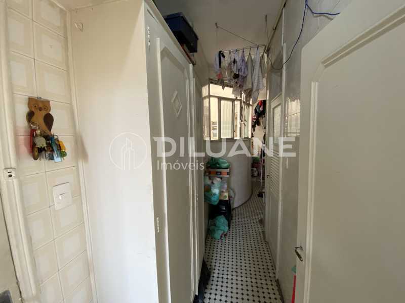 Conheça Área de serviço do imóvel - Rua Hilário de Gouveia - 187 m², o m2 mais barato de Copacabana. Vista Lateral Mar! - BTAP31018 - 28 Área de serviço - 28