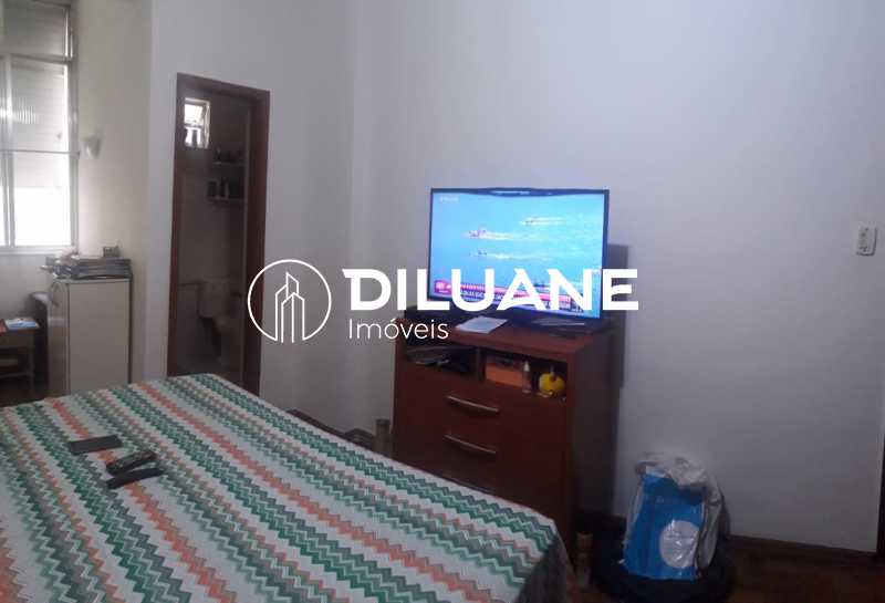 Conheça WhatsApp Image 2021-08-03 at 1 do imóvel - 3 Quartos, 1 Suíte, Com Vaga e Dependências Completas. Apartamento bem espaçoso, total de 110 metros, sala em 2 ambientes com jardim de inverno enorme. São 3 quartos, sendo 1 suíte, 2 desses quartos com um aconchegante - BTAP30161 - 8 WhatsApp Image 2021-08-03 at 1 - 8