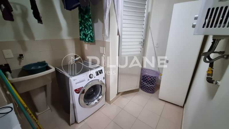Conheça WhatsApp Image 2023-10-09 at 1 do imóvel - Apartamento silencioso c/ 02 quartos e garagem. Esquina Praia Copacabana - CPAP20560 - 17 WhatsApp Image 2023-10-09 at 1 - 17