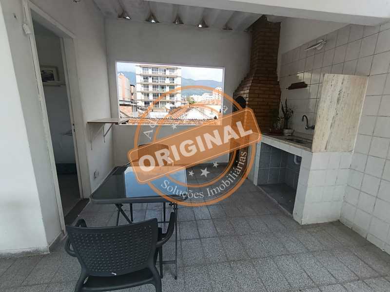 Casa de vila com 3 quartos, suíte, varanda, copa-cozinha terraço e vaga de garagem a venda em Vila Isabel !!! 