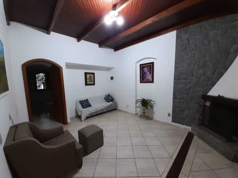 Conheça Sala Casa Principal do imóvel - Sítio 22000m² à venda Itatiba,SP Bairro da Aparecidinha - R$ 3.500.000 - VISI40001 - 12 Sala Casa Principal - 12