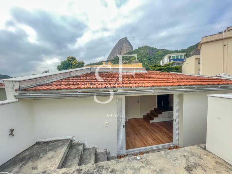 Conheça WhatsApp Image 2022-07-05 at 0 do imóvel - Casarão à Beira Mar na Urca com estilo Neo Clássico, 4 quartos, 3 suítes, 4 vagas de garagem. Acabamento luxuoso. - BTCA40010 - 26 WhatsApp Image 2022-07-05 at 0 - 26
