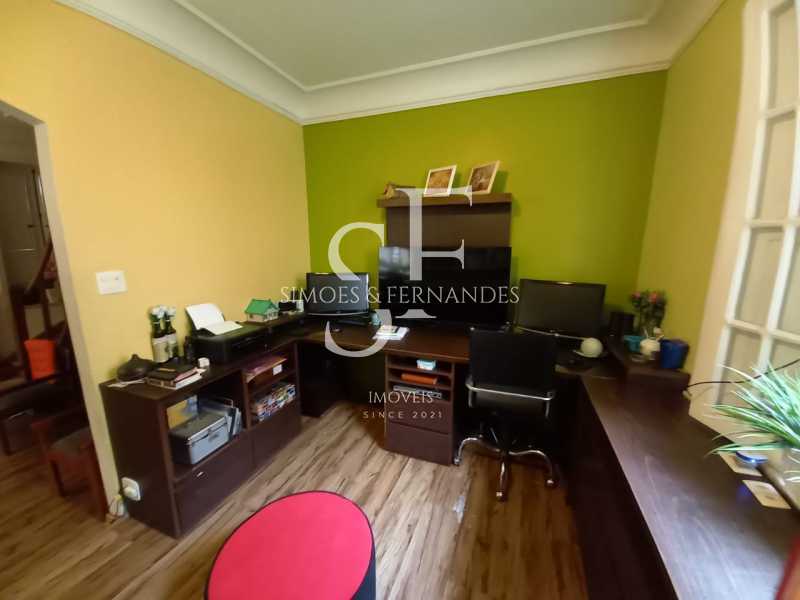 Conheça 0f1abffb-739e-46b4-b437-305809 do imóvel - Tijuca - Rua Dezoito de Outubro - Casa duplex sala 2 ambientes, 3 quartos, 1 suíte, dependência completa, terraço com possibilidades de piscina e churrasqueira. - BTCV30033 - 9 0f1abffb-739e-46b4-b437-305809 - 9