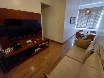Oportunidade - São Cristóvão - Praça Argentina - Apartamento aconchegante, todo reformado, 2 quartos, vista livre. - BTAP21751
