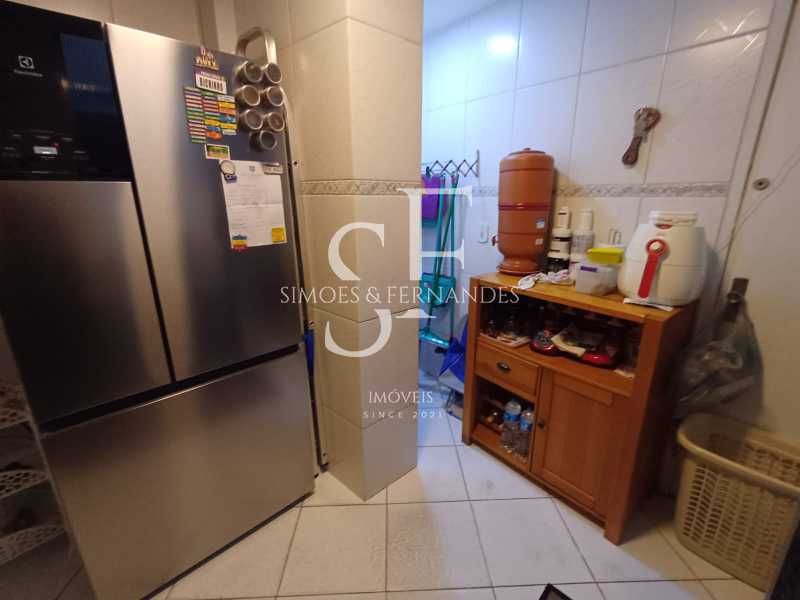 Conheça São Cristóvão - Praça Arge do imóvel - São Cristóvão - Praça Argentina - Apartamento aconchegante, todo reformado, 2 quartos, vista livre. - BTAP21751 - 23 São Cristóvão - Praça Arge - 23