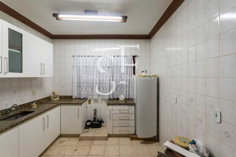 Conheça 16 do imóvel - Grajaú - Rua Comendador Martinelli - Apartamento tipo Casa Duplex, 4 quartos, 2 suítes, 2 salas, 2 cozinhas, quintal, churrasqueira, 2 vagas. - BTCA40075 - 24 16 - 24