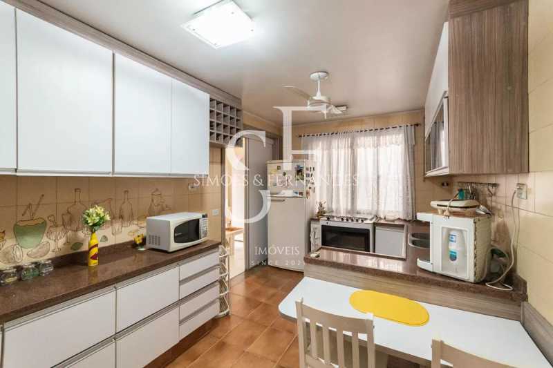 Conheça 17 do imóvel - Grajaú - Rua Comendador Martinelli - Apartamento tipo Casa Duplex, 4 quartos, 2 suítes, 2 salas, 2 cozinhas, quintal, churrasqueira, 2 vagas. - BTCA40075 - 20 17 - 20