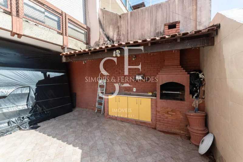 Conheça 35 do imóvel - Grajaú - Rua Comendador Martinelli - Apartamento tipo Casa Duplex, 4 quartos, 2 suítes, 2 salas, 2 cozinhas, quintal, churrasqueira, 2 vagas. - BTCA40075 - 28 35 - 28