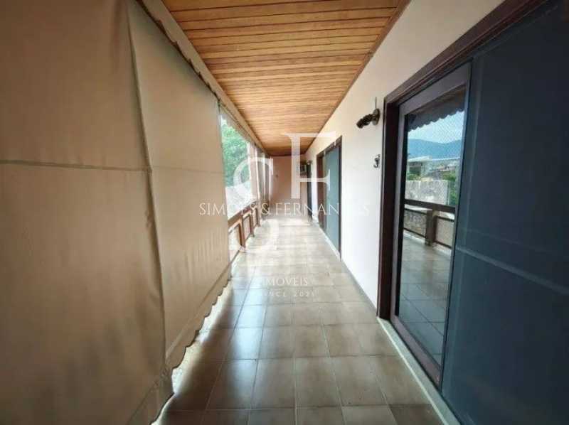 Conheça 80 do imóvel - Grajaú - Rua Comendador Martinelli - Apartamento tipo Casa Duplex, 4 quartos, 2 suítes, 2 salas, 2 cozinhas, quintal, churrasqueira, 2 vagas. - BTCA40075 - 6 80 - 6