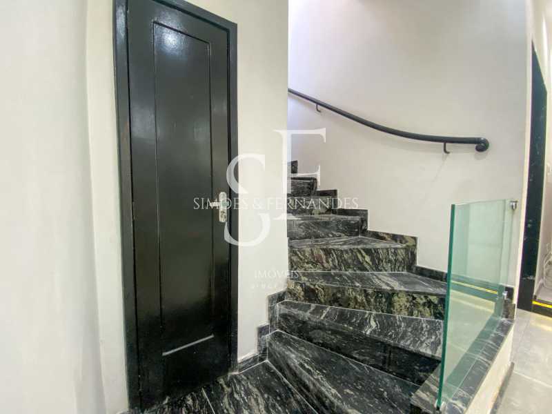 Conheça PraçadaBandeiraCasaDuplex3qua do imóvel - Praça da Bandeira - Rua do Matoso - Casa Duplex de Vila, 3 quartos, 1 suíte, 1 lavabo, área gourmet, churrasqueira, 1 vaga. - BTCV30052 - 12 PraçadaBandeiraCasaDuplex3qua - 12