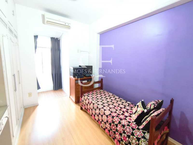 Conheça WhatsApp Image 2026-05-01 at 1 do imóvel - Tijuca - Travessa Frei Rogério - Casa de vila triplex com 7 quartos, sendo uma suíte master e elevador. - BTCV70002 - 13 WhatsApp Image 2026-05-01 at 1 - 13