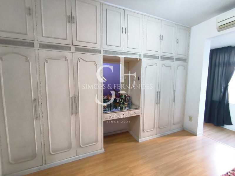 Conheça WhatsApp Image 2026-05-01 at 1 do imóvel - Tijuca - Travessa Frei Rogério - Casa de vila triplex com 7 quartos, sendo uma suíte master e elevador. - BTCV70002 - 14 WhatsApp Image 2026-05-01 at 1 - 14