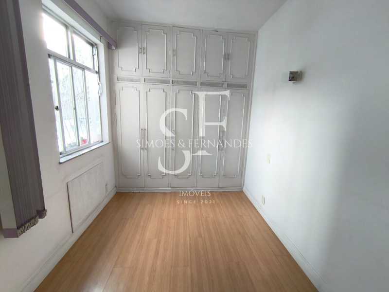 Conheça WhatsApp Image 2026-05-01 at 1 do imóvel - Tijuca - Travessa Frei Rogério - Casa de vila triplex com 7 quartos, sendo uma suíte master e elevador. - BTCV70002 - 16 WhatsApp Image 2026-05-01 at 1 - 16