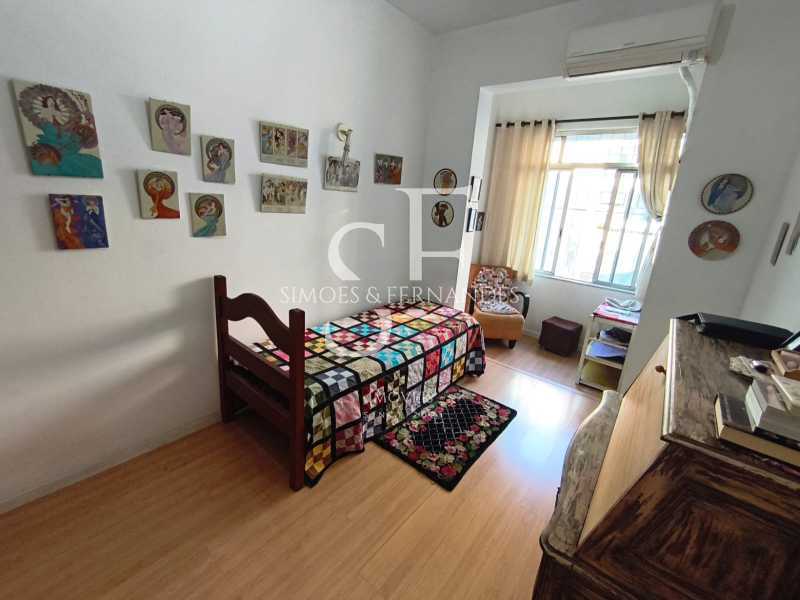 Conheça WhatsApp Image 2026-05-01 at 1 do imóvel - Tijuca - Travessa Frei Rogério - Casa de vila triplex com 7 quartos, sendo uma suíte master e elevador. - BTCV70002 - 21 WhatsApp Image 2026-05-01 at 1 - 21