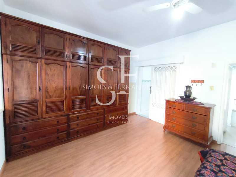 Conheça WhatsApp Image 2026-05-01 at 1 do imóvel - Tijuca - Travessa Frei Rogério - Casa de vila triplex com 7 quartos, sendo uma suíte master e elevador. - BTCV70002 - 20 WhatsApp Image 2026-05-01 at 1 - 20