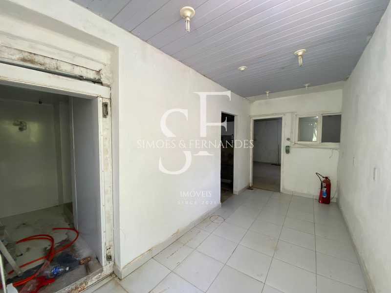 Conheça GrajauRuaViscondedeSantaIsabel do imóvel - Grajaú - Rua Visconde de Santa Isabel - Casa Quadriplex , 4 quartos ( 2 suítes ), 2 salas, 2 lavabos, área gourmet, piscina, 1 vaga. - BTCA40095 - 27 GrajauRuaViscondedeSantaIsabel - 27