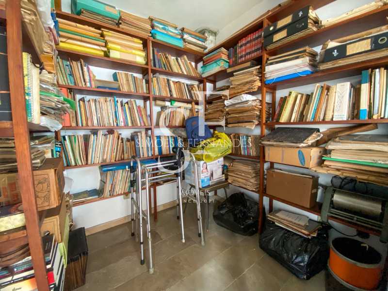 Conheça GrajaúRuaMearimCasaDuplex3qua do imóvel - Grajaú - Rua Araxá - Casa duplex, 3 quartos, 1 suíte, 3 anexos, dependência, quintal, piscina, 4 vagas. - BTCA30099 - 27 GrajaúRuaMearimCasaDuplex3qua - 27