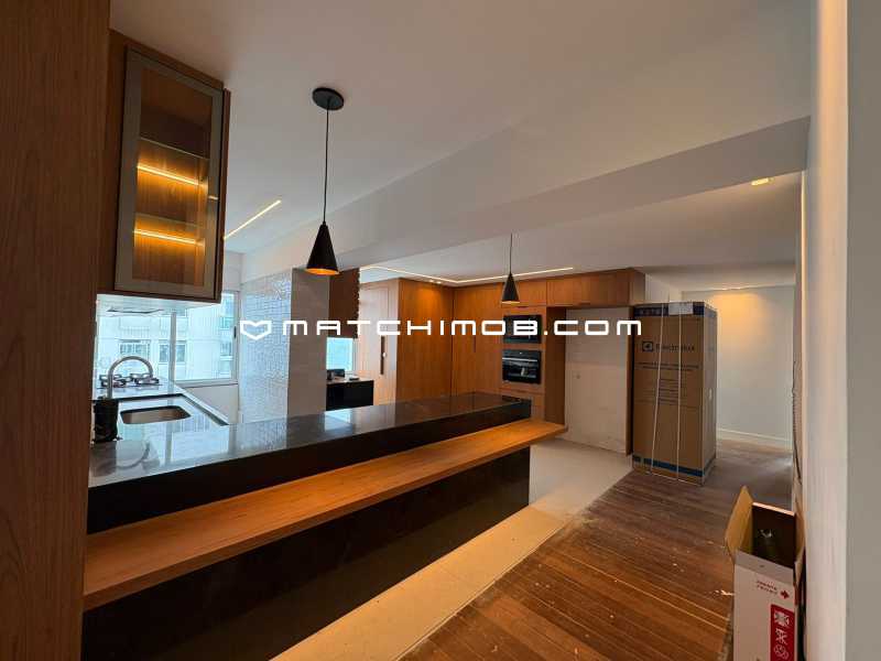 Conheça Praia da Barra do imóvel - Cobertura à venda no Condomínio Residencial Praia da Barra - 606CO - 2 Praia da Barra - 2