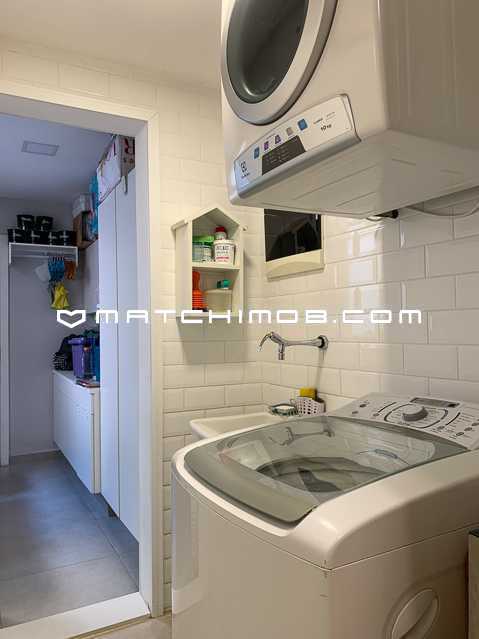 Ótima localização - Cobertura à venda no Jardim Oceânico. Reformada. - 954CO