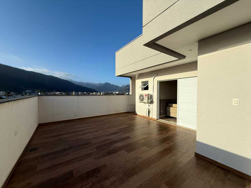 Cobertura com 2 Suítes e 140m² no Centro de Ubatuba /SP - SZCO30044