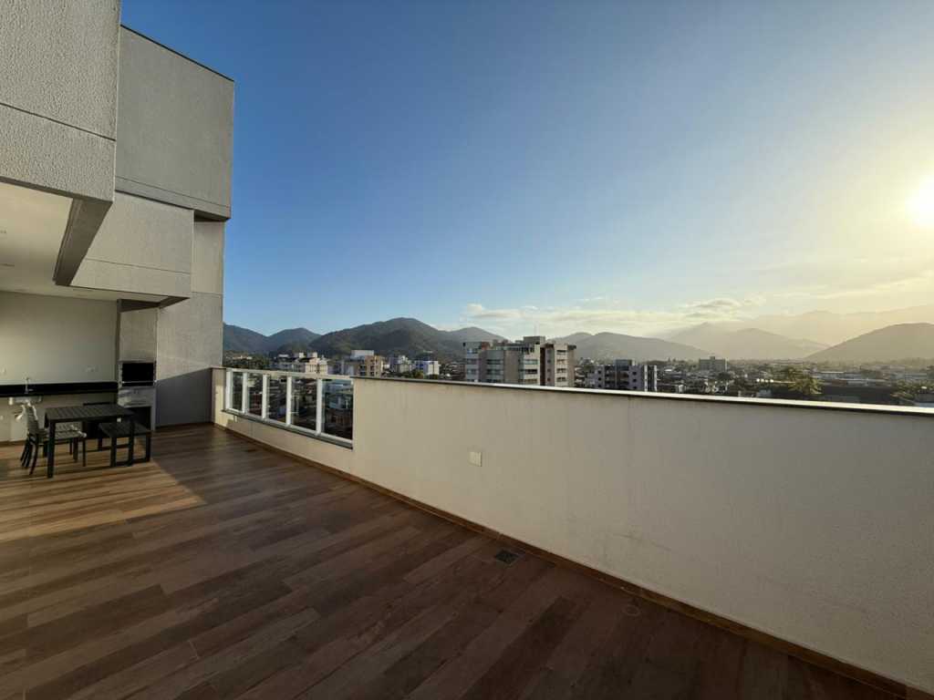 Cobertura com 2 Suítes e 140m² no Centro de Ubatuba /SP - SZCO30044