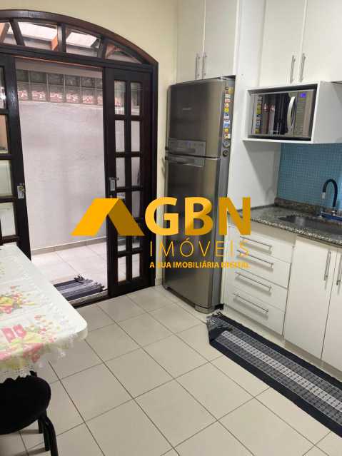Conheça b164ebb0-2e28-43a5-9a41-37644e do imóvel - Casa com quatro dormitórios no Horto do Ypê à venda - 24122G - 8 b164ebb0-2e28-43a5-9a41-37644e - 8