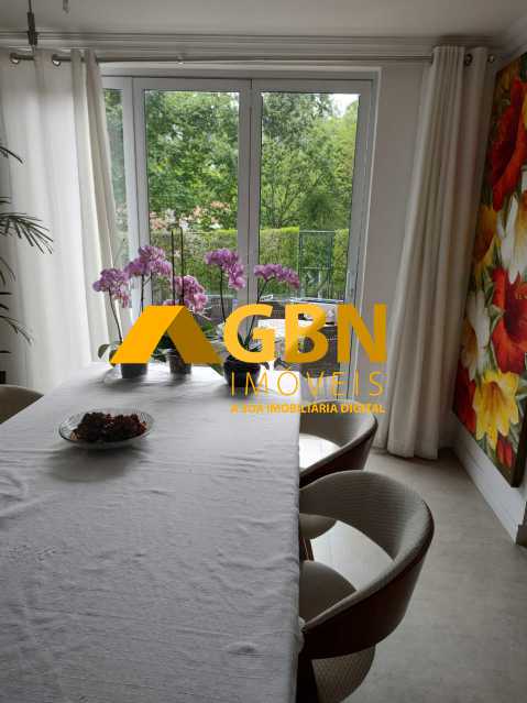 Conheça e2b1209e-a327-4c49-8d8e-ca21fa do imóvel - Casa em condomínio com 4 vagas e 4 dormitórios no Horto do Ypê - 76724G - 8 e2b1209e-a327-4c49-8d8e-ca21fa - 8
