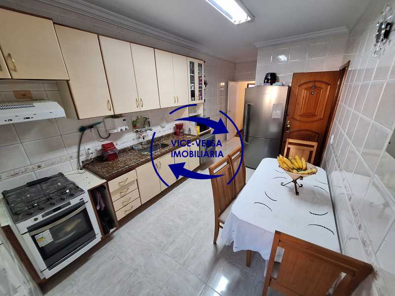 Conheça Cozinha do imóvel - Rua Antonio Basílio, 150m², luxo juntinho ao Metrô, 1 p/andar, salão, 4 quartos (suíte master), copa-coz, deps. compls, garagem. - 1503 - 24 Cozinha - 24