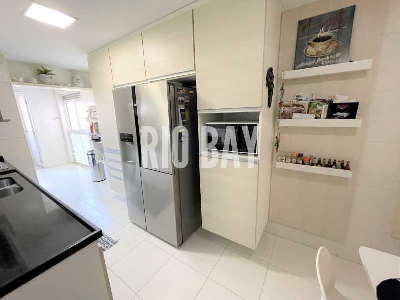 Conheça RIO BAY 12 do imóvel - Apartamento 3 quartos à venda Barra da Tijuca, Rio de Janeiro - R$ 2.200.000 - RBAP30014 - 13 RIO BAY 12 - 13