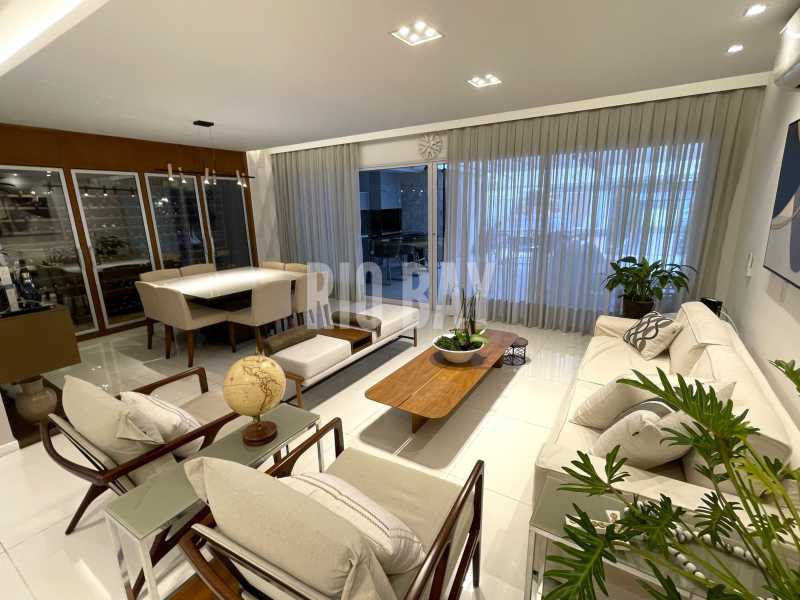 Conheça RIO BAY 3 do imóvel - Casa em Condomínio à venda Praça Maria Clara Machado, Barra da Tijuca, Rio de Janeiro - R$ 4.800.000 - RBCN40003 - 9 RIO BAY 3 - 9