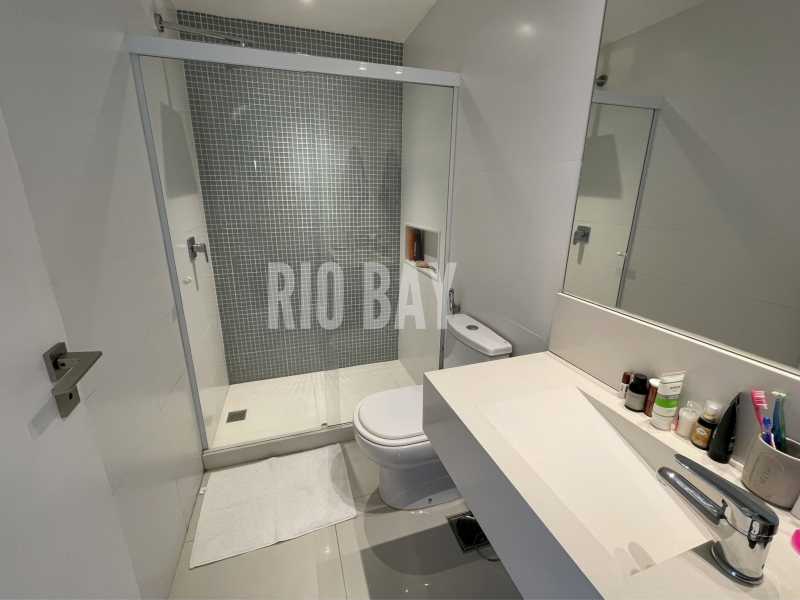 Conheça RIO BAY 16 do imóvel - Casa em Condomínio à venda Praça Maria Clara Machado, Barra da Tijuca, Rio de Janeiro - R$ 4.800.000 - RBCN40003 - 21 RIO BAY 16 - 21