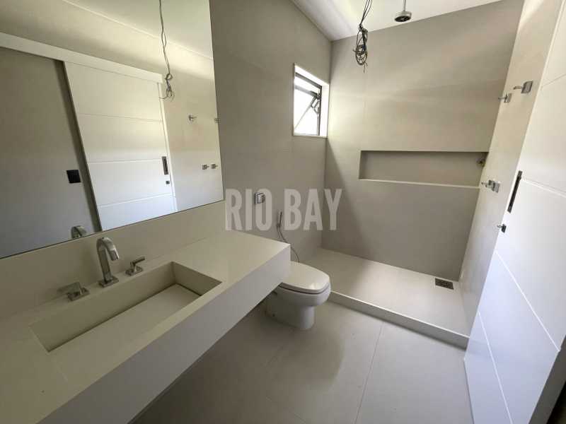 Conheça RIO BAY 20 do imóvel - Casa em Condomínio à venda Rua Ayrton Luiz Gonçalves, Barra da Tijuca, Rio de Janeiro - R$ 9.900.000 - RBCN50003 - 20 RIO BAY 20 - 20