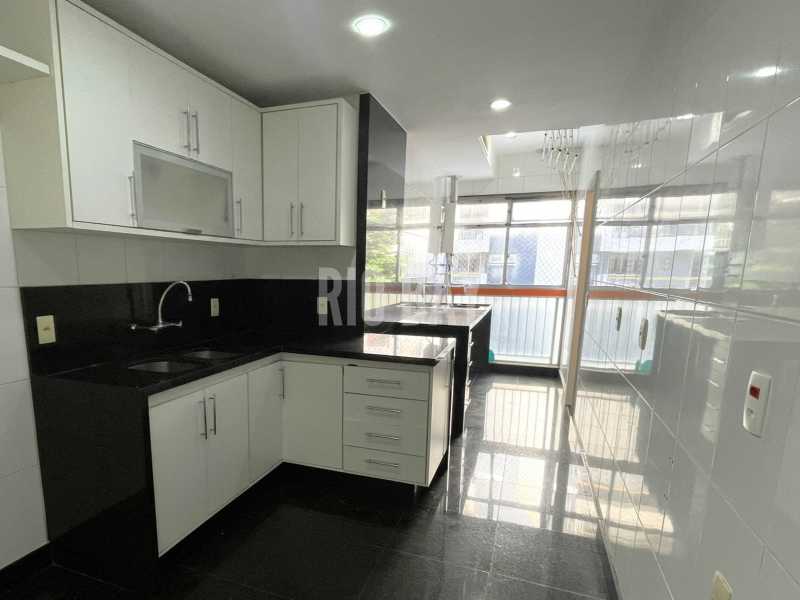 Conheça RIO BAY 12 do imóvel - Apartamento à venda Avenida Jean Paul Sartre, Barra da Tijuca, Rio de Janeiro - R$ 1.250.000 - RBAP40018 - 13 RIO BAY 12 - 13