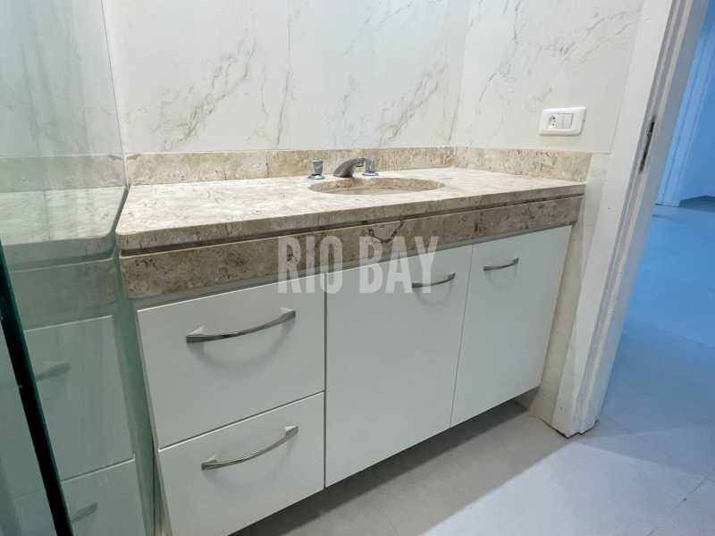 Conheça RIO BAY 012 do imóvel - Apartamento à venda Rua Alceu Amoroso Lima, Barra da Tijuca, Rio de Janeiro - R$ 710.000 - RBAP10004 - 12 RIO BAY 012 - 12