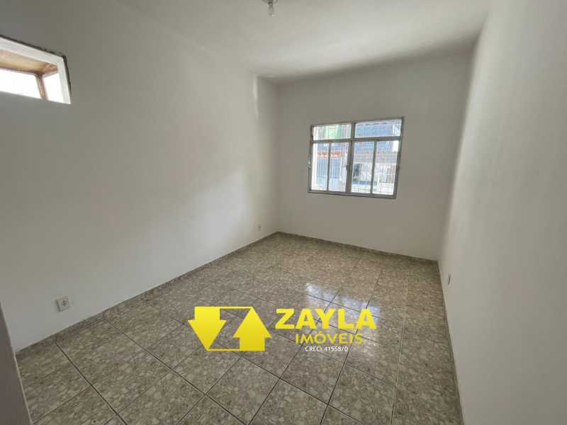 Conheça 4 do imóvel - Terreno com 2 casas mais salão á venda - Irajá Rj - CA00722 - 5 4 - 5
