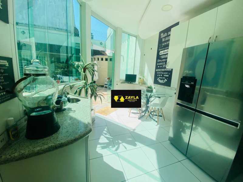 Conheça 33. do imóvel - Casa triplex 3 quartos suíte 2 vagas de garagem a venda no Bairro Araújo - Vista Alegre Rj - CA00464 - 25 33. - 25